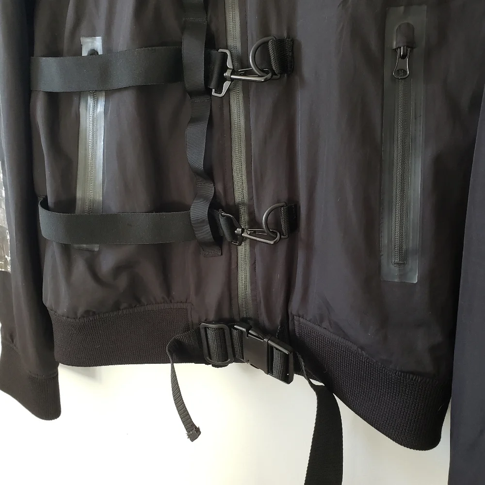 Hi-Tech Bomber from 𝙃𝙤𝙡𝙮 𝙔𝙖𝙢𝙨 - Picture 4 of 6